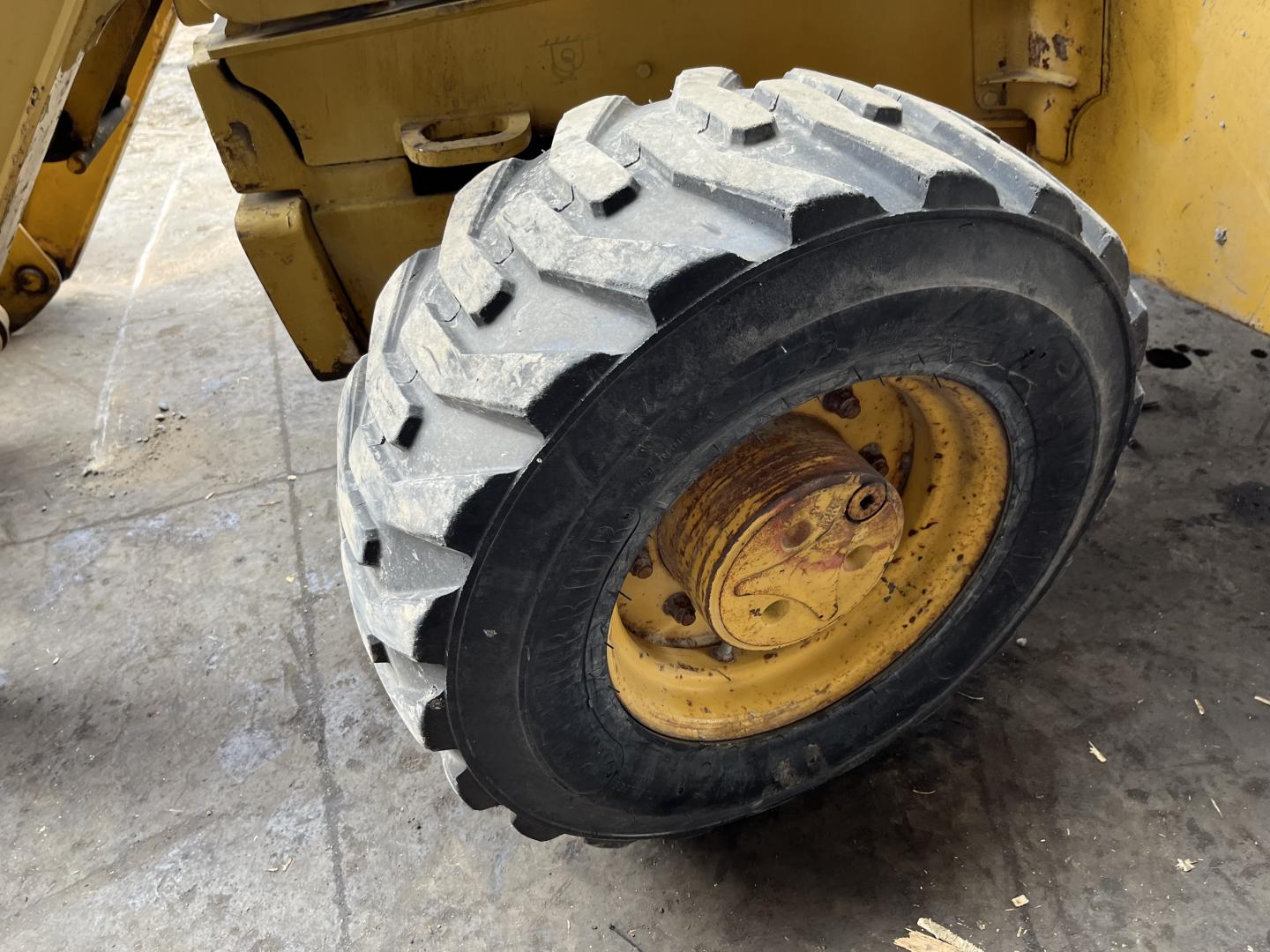 ./imagenes/INVOICE/2019/18088/RETROEXCAVADORA JOHN DEERE 310G (15).JPG